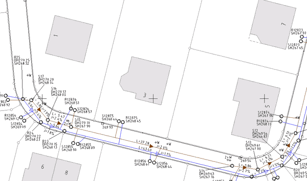 Beispiel für Abwasserentsorgungsleitungen
mit Darstellung des Gefälles und der Länge der Leitungen sowie der Deckel- und Sohlhöhen der Schächte